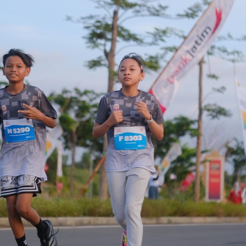 Race photo from KEDIRI HALF MARATHON 2026