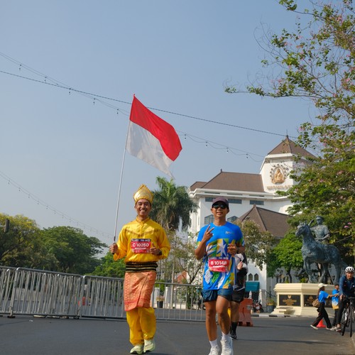 Race photo from SURABAYA ISOPLUS MARATHON 2026