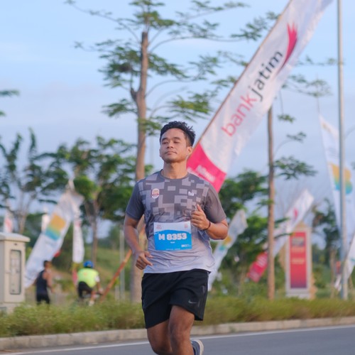 Race photo from KEDIRI HALF MARATHON 2026