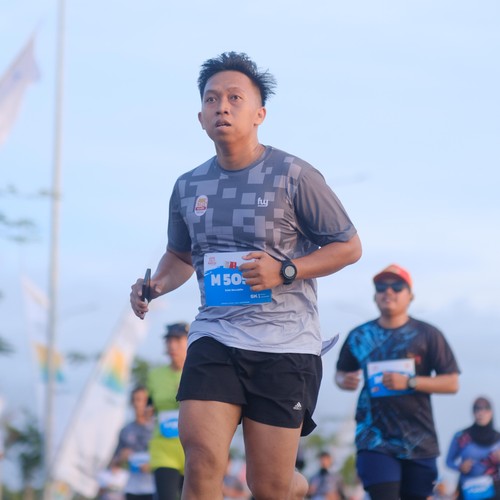 Race photo from KEDIRI HALF MARATHON 2026