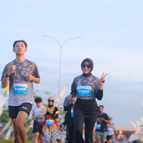 Race photo from KEDIRI HALF MARATHON 2026