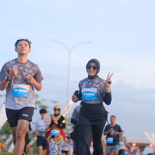 Race photo from KEDIRI HALF MARATHON 2026