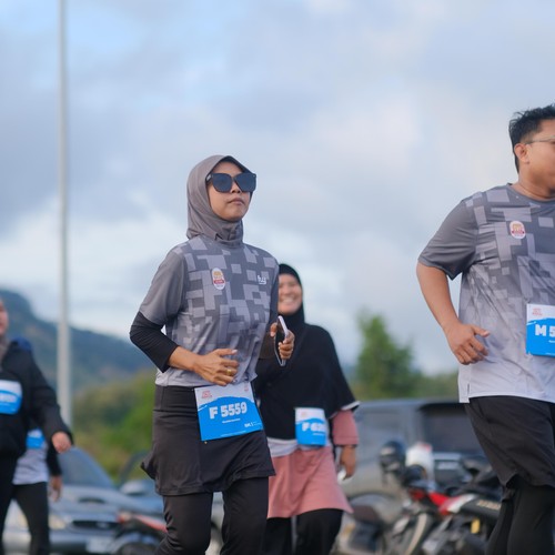 Race photo from KEDIRI HALF MARATHON 2026