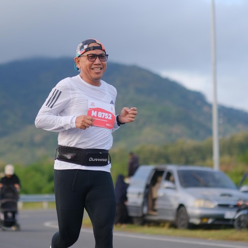 Race photo from KEDIRI HALF MARATHON 2026