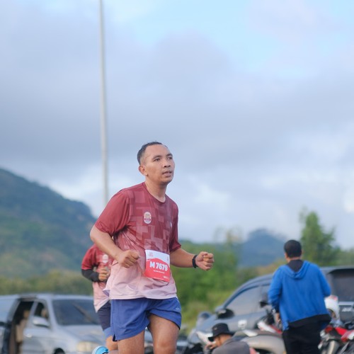 Race photo from KEDIRI HALF MARATHON 2026