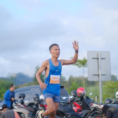 Race photo from KEDIRI HALF MARATHON 2026