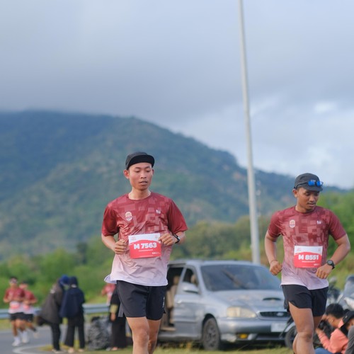Race photo from KEDIRI HALF MARATHON 2026