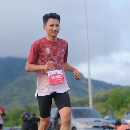 Race photo from KEDIRI HALF MARATHON 2026