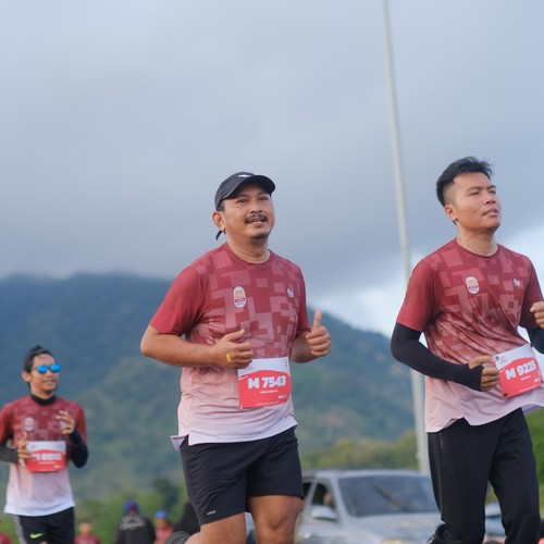 Race photo from KEDIRI HALF MARATHON 2026