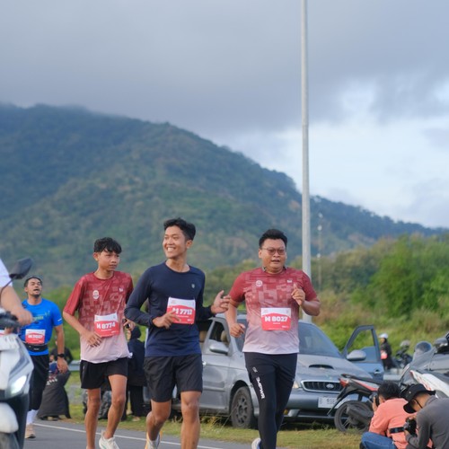 Race photo from KEDIRI HALF MARATHON 2026