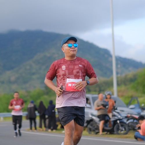 Race photo from KEDIRI HALF MARATHON 2026