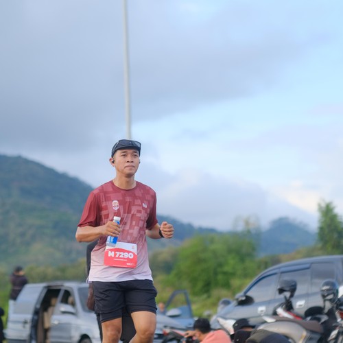 Race photo from KEDIRI HALF MARATHON 2026