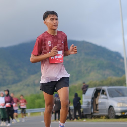 Race photo from KEDIRI HALF MARATHON 2026
