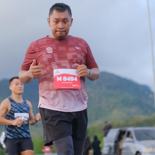 Race photo from KEDIRI HALF MARATHON 2026
