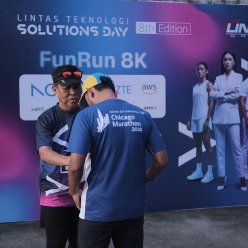 Race photo from LINTAS TEKNOLOGI SOLUTIONS DAY