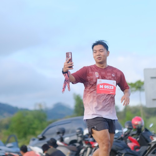 Race photo from KEDIRI HALF MARATHON 2026