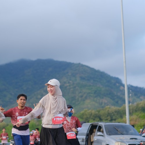 Race photo from KEDIRI HALF MARATHON 2026