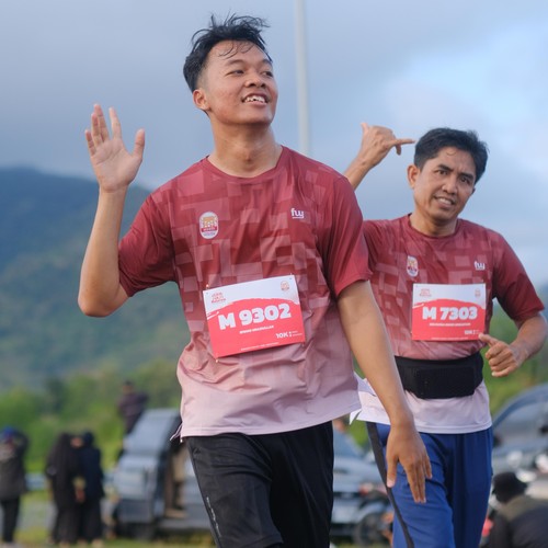 Race photo from KEDIRI HALF MARATHON 2026