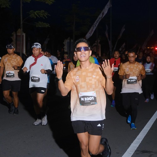 Race photo from KEDIRI HALF MARATHON 2026