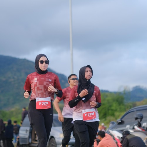 Race photo from KEDIRI HALF MARATHON 2026