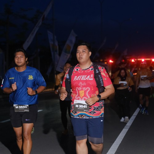 Race photo from KEDIRI HALF MARATHON 2026