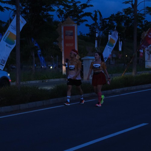 Race photo from KEDIRI HALF MARATHON 2026