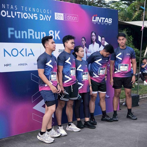 Race photo from LINTAS TEKNOLOGI SOLUTIONS DAY