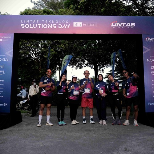 Race photo from LINTAS TEKNOLOGI SOLUTIONS DAY