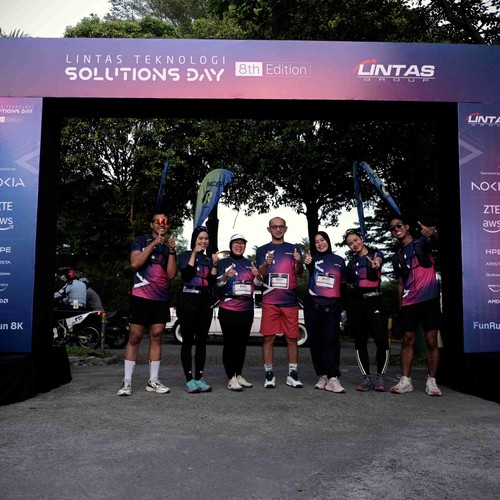 Race photo from LINTAS TEKNOLOGI SOLUTIONS DAY