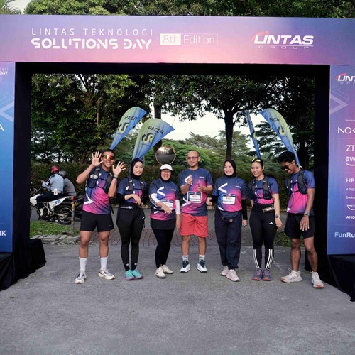 Race photo from LINTAS TEKNOLOGI SOLUTIONS DAY