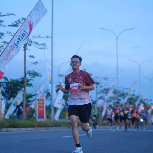 Race photo from KEDIRI HALF MARATHON 2026