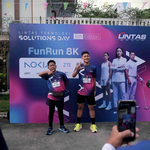 Race photo from LINTAS TEKNOLOGI SOLUTIONS DAY