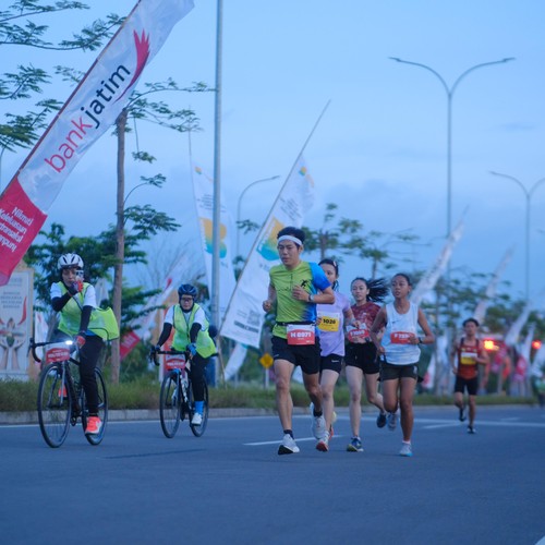 Race photo from KEDIRI HALF MARATHON 2026