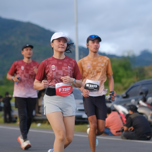 Race photo from KEDIRI HALF MARATHON 2026