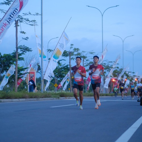 Race photo from KEDIRI HALF MARATHON 2026