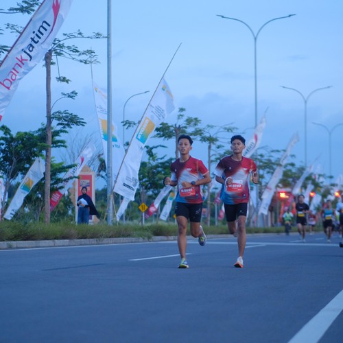 Race photo from KEDIRI HALF MARATHON 2026