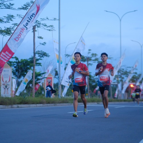 Race photo from KEDIRI HALF MARATHON 2026