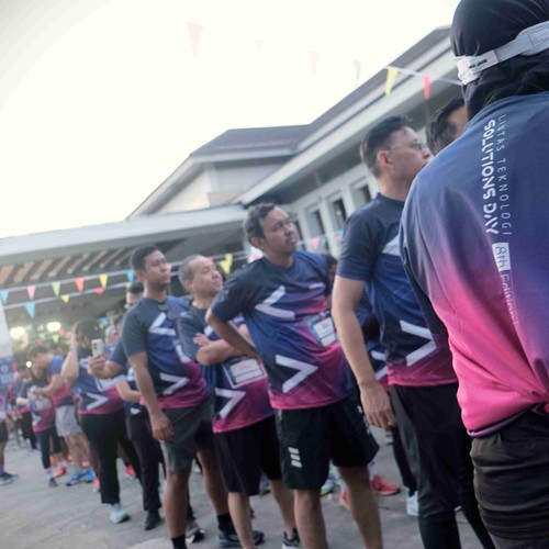 Race photo from LINTAS TEKNOLOGI SOLUTIONS DAY