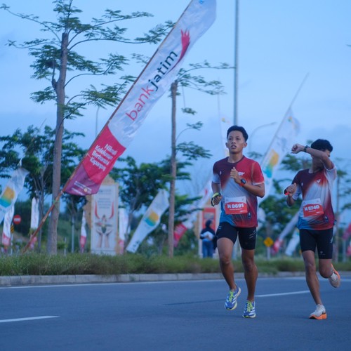 Race photo from KEDIRI HALF MARATHON 2026