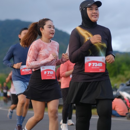 Race photo from KEDIRI HALF MARATHON 2026