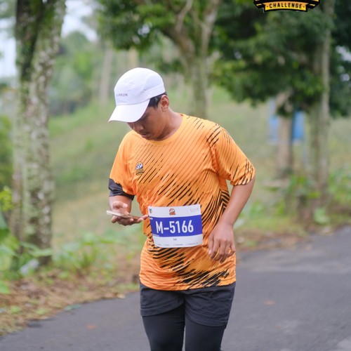 Race photo from KELUD VERTICAL CHALLENGE 2025