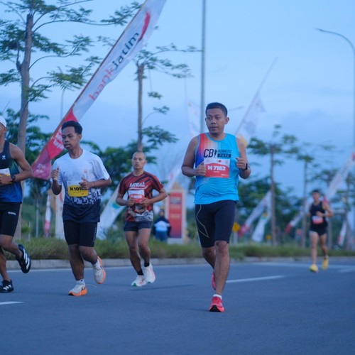 Race photo from KEDIRI HALF MARATHON 2026