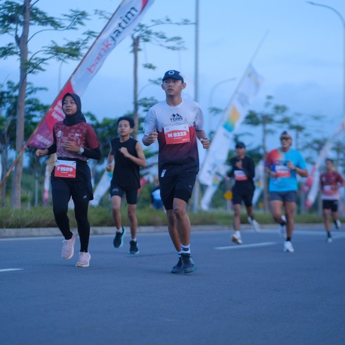 Race photo from KEDIRI HALF MARATHON 2026
