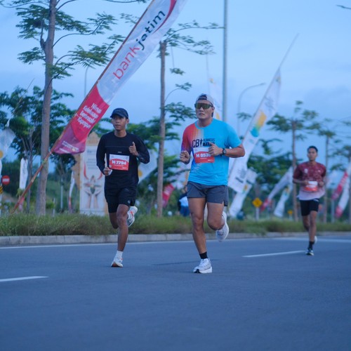 Race photo from KEDIRI HALF MARATHON 2026