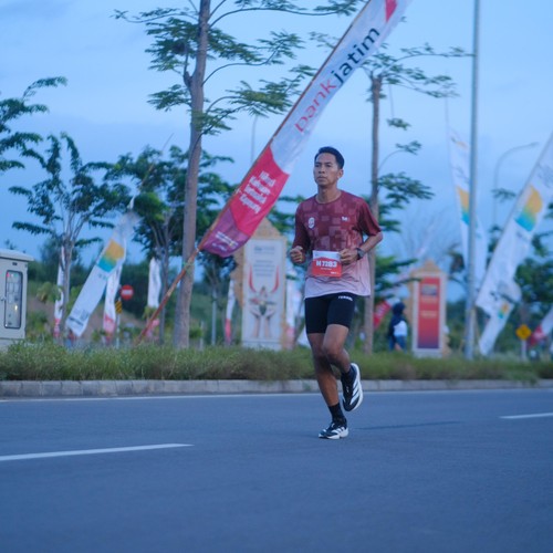 Race photo from KEDIRI HALF MARATHON 2026
