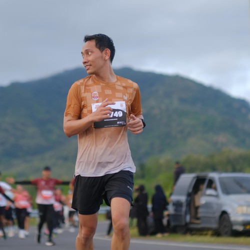 Race photo from KEDIRI HALF MARATHON 2026