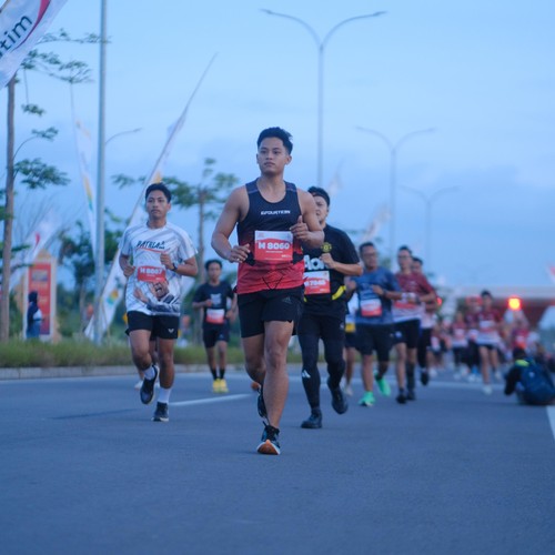 Race photo from KEDIRI HALF MARATHON 2026