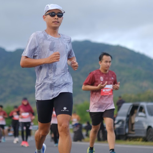 Race photo from KEDIRI HALF MARATHON 2026