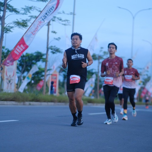 Race photo from KEDIRI HALF MARATHON 2026