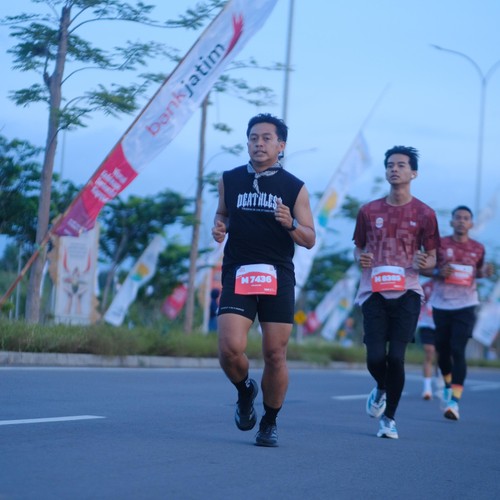 Race photo from KEDIRI HALF MARATHON 2026